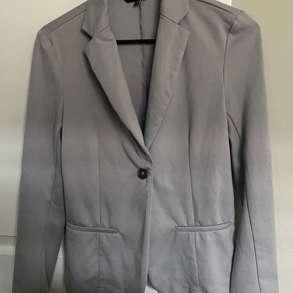 Gray blazer